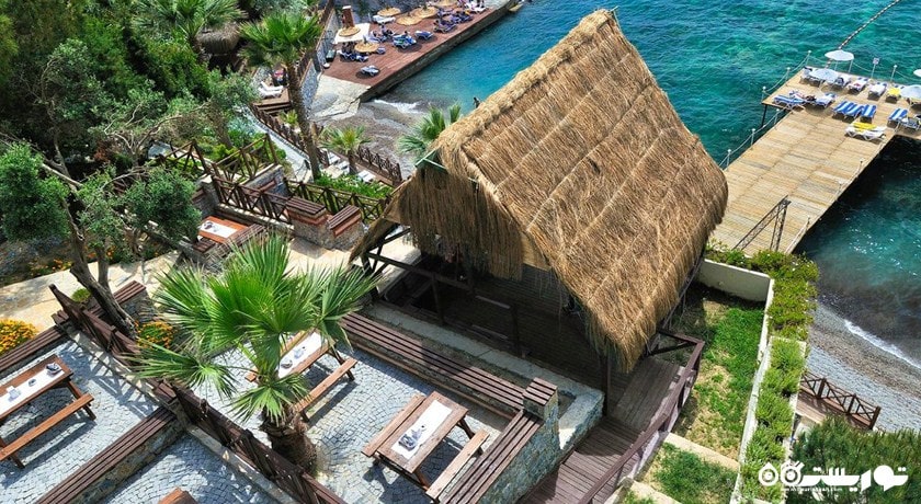 نمایی از رستوران ساحلی هتل